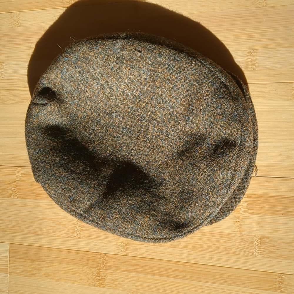 Vintage tweed cap